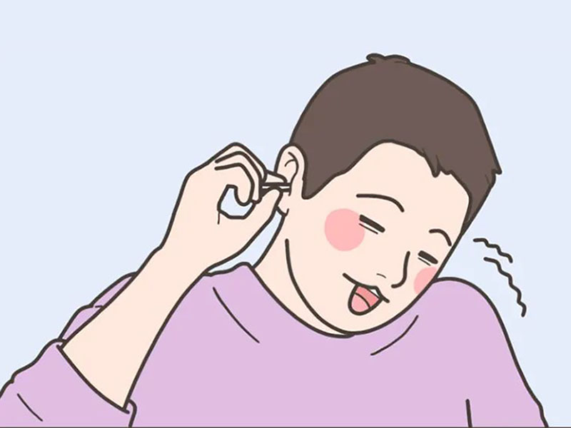 Clean ear with swabs